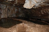 20 Grotta dei laghetti